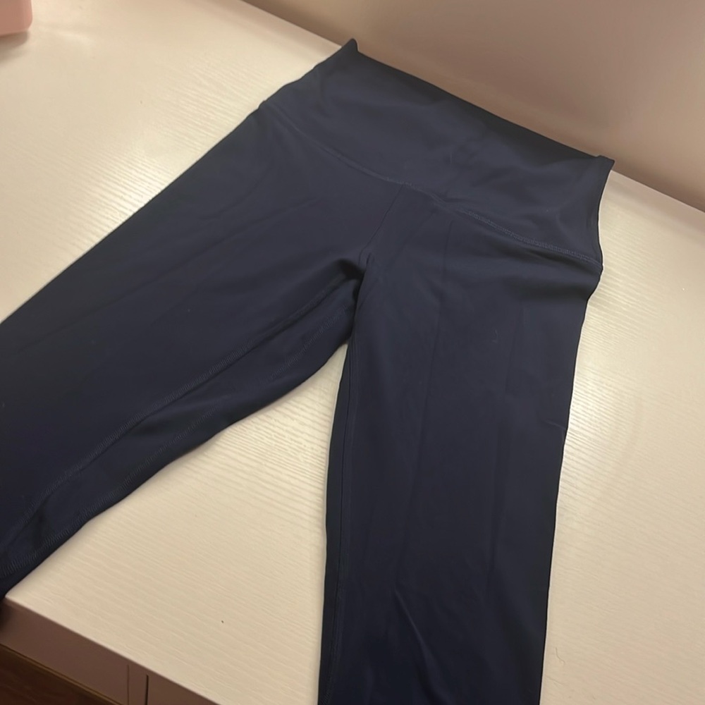 lululemon align high rise 23", only wore once